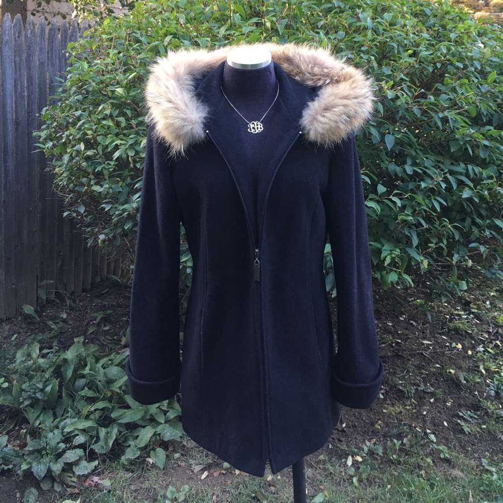 Mackintosh Wool & genuine raccoon fur coat EUC!!